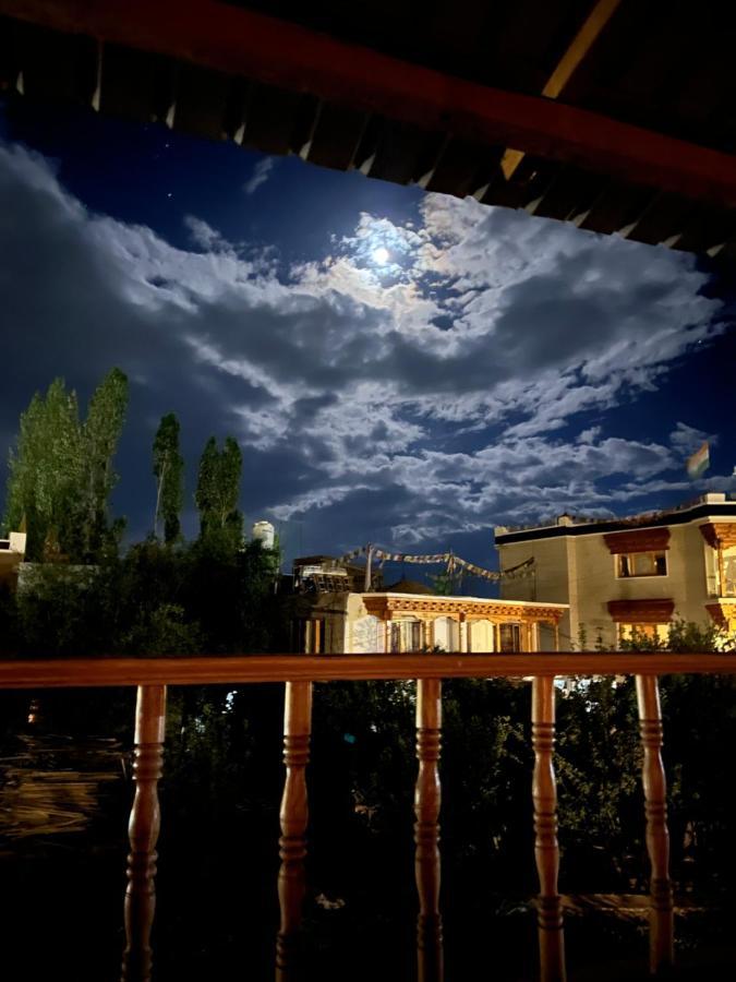Chakzot Garden House Hotell Leh Eksteriør bilde